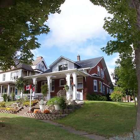Glen Mhor Bed And Breakfast Niagara Falls Extérieur photo
